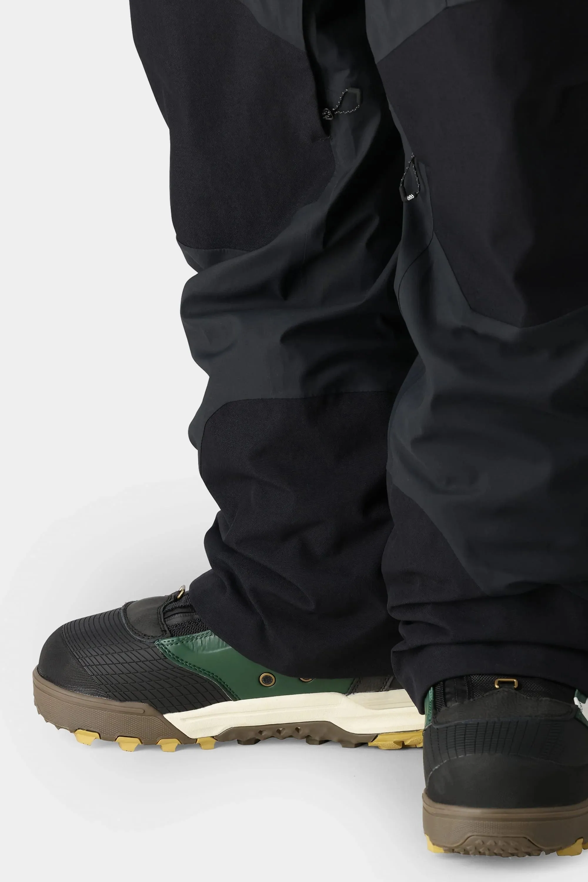 686 Gore-Tex Stretch Dispatch Bib 2025