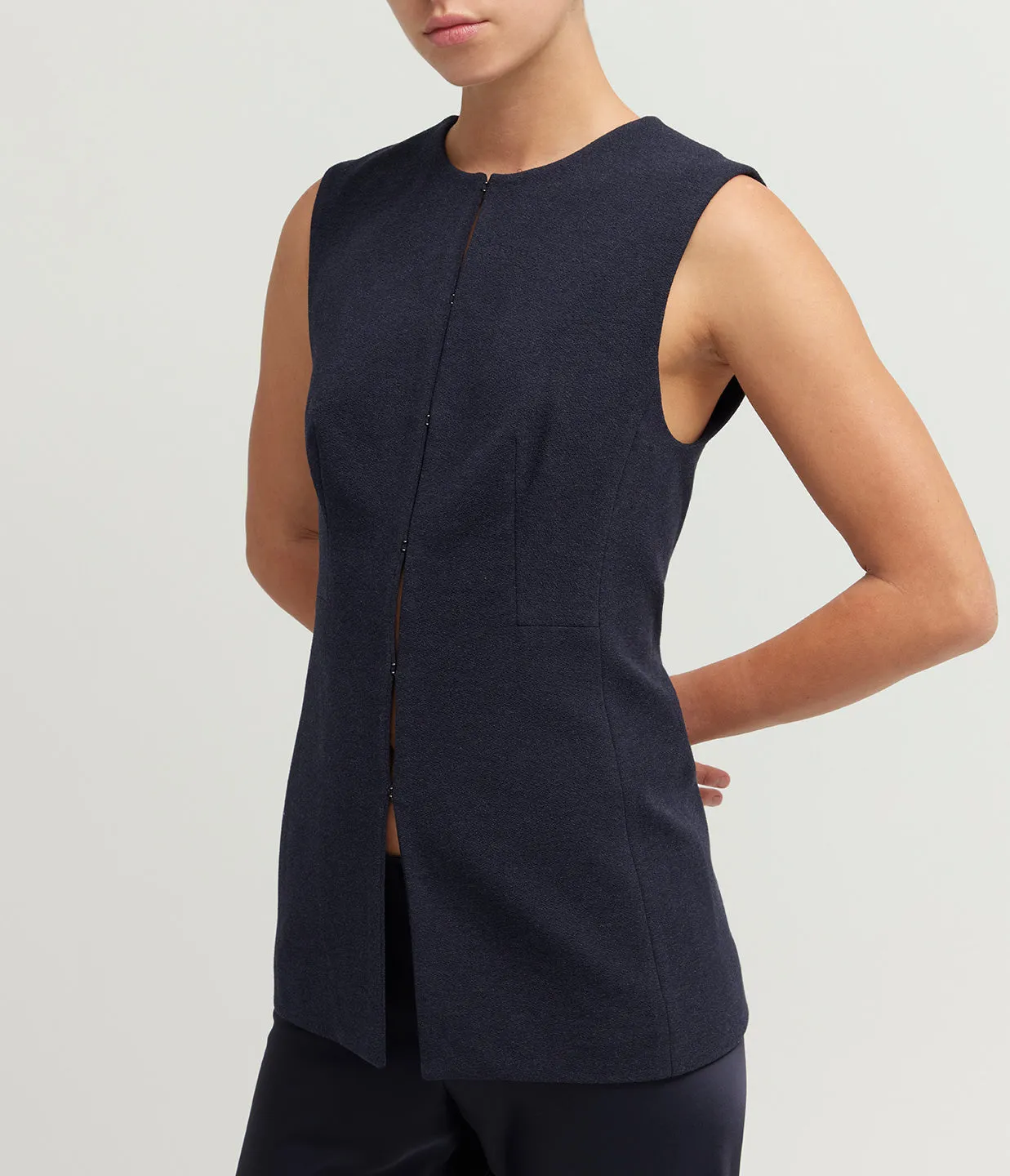 Ryde Sleeveless Jacket in Midnight